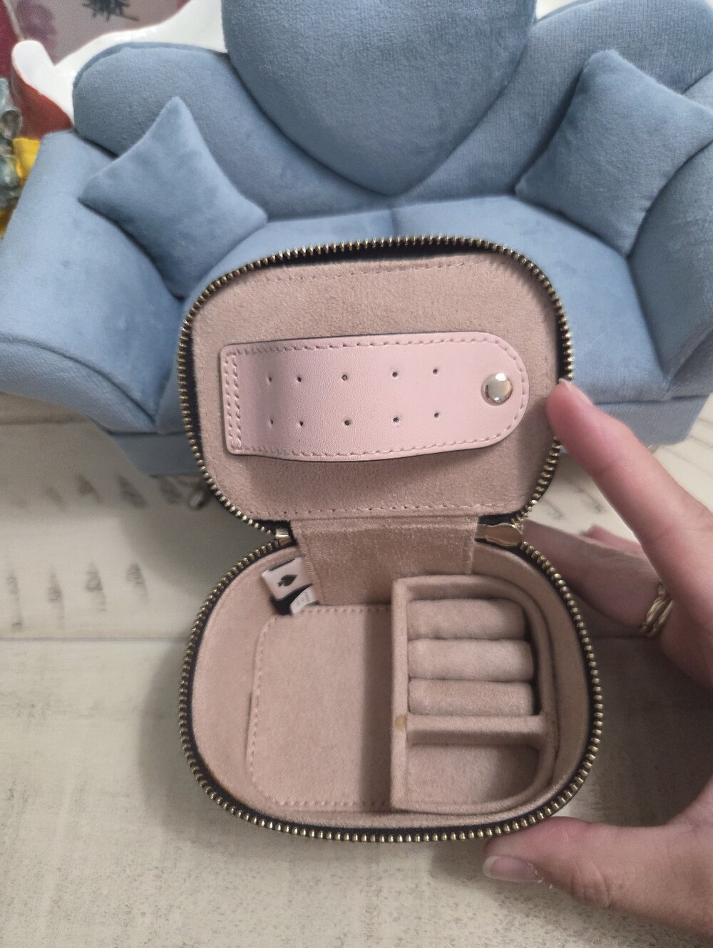 Kate Spade New York "Floral Pup" Travel Zip-Around Jewelry Holder, EUC - Picture 7 of 7
